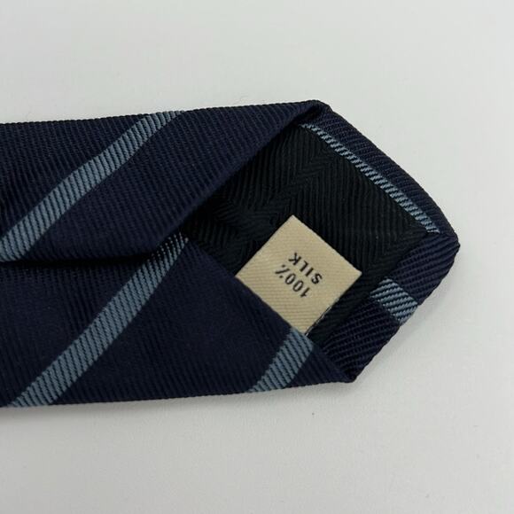 Burberry Neck Tie - Picture 6 of 6